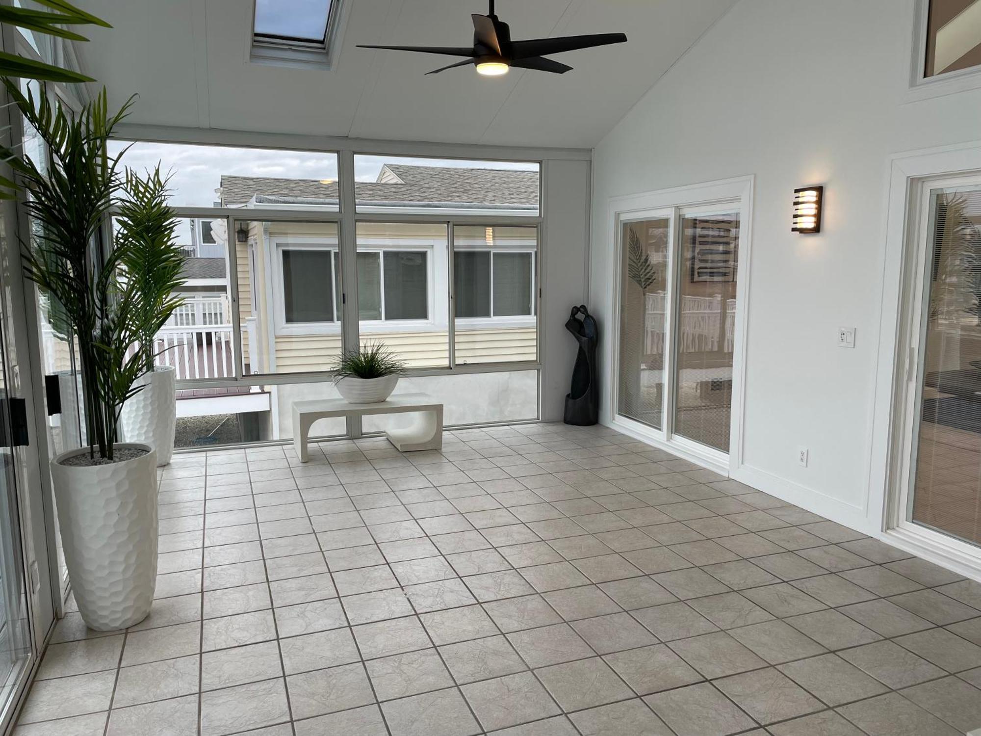 Waterfront Home In Brick With Swimming Pool Access Shore Acres 外观 照片