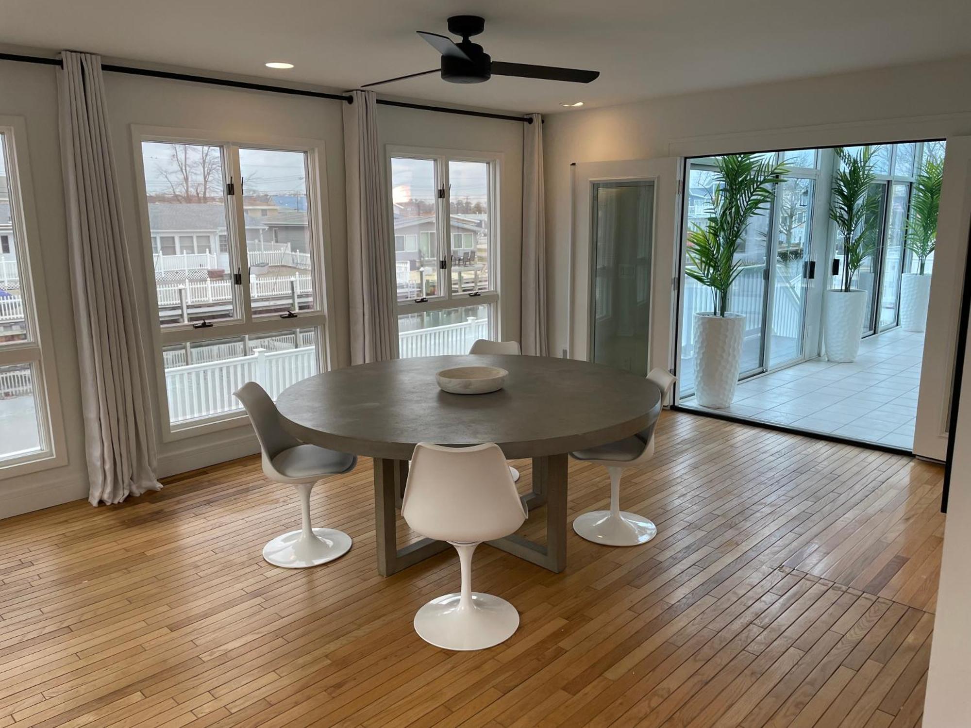 Waterfront Home In Brick With Swimming Pool Access Shore Acres 外观 照片